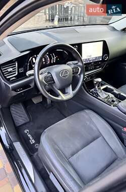 Внедорожник / Кроссовер Lexus NX 2022 в 