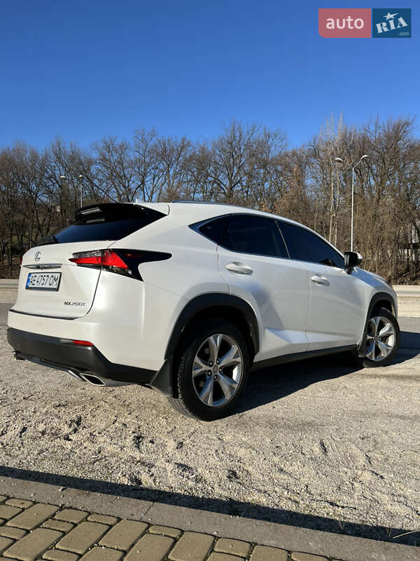 Внедорожник / Кроссовер Lexus NX 2017 в Днепре