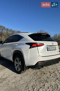 Внедорожник / Кроссовер Lexus NX 2017 в 