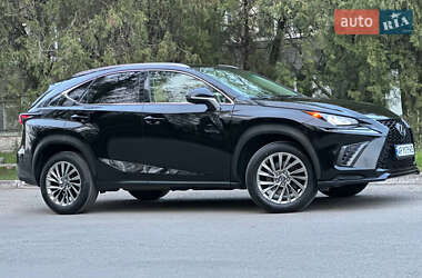 Внедорожник / Кроссовер Lexus NX 2017 в 