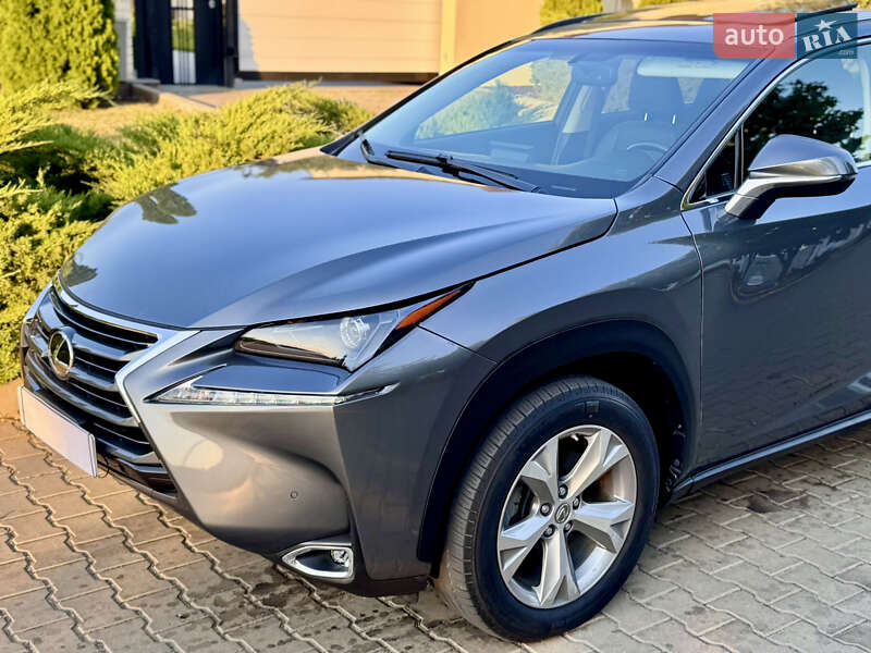 Внедорожник / Кроссовер Lexus NX 2017 в Одессе