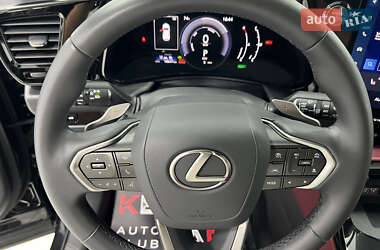 Внедорожник / Кроссовер Lexus NX 2022 в 