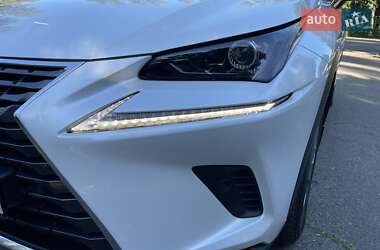 Внедорожник / Кроссовер Lexus NX 2019 в 