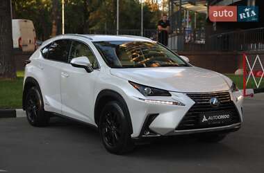 Внедорожник / Кроссовер Lexus NX 2019 в 