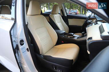 Внедорожник / Кроссовер Lexus NX 2019 в 