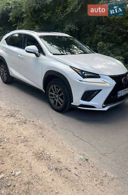 Внедорожник / Кроссовер Lexus NX 2015 в Киеве