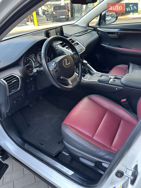 Внедорожник / Кроссовер Lexus NX 2018 в Днепре