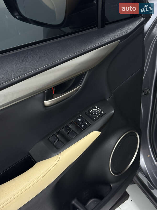 Позашляховик / Кросовер Lexus NX 2014 в Одесі