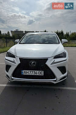 Внедорожник / Кроссовер Lexus NX 2018 в 