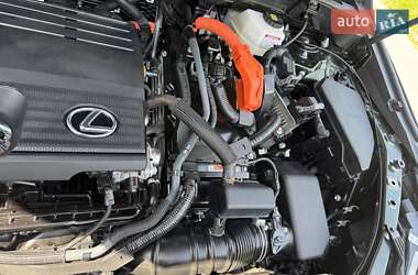 Внедорожник / Кроссовер Lexus NX 2023 в 