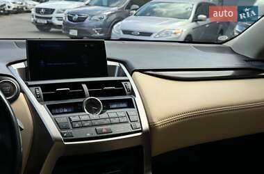 Внедорожник / Кроссовер Lexus NX 2017 в 