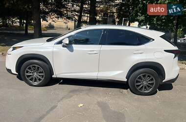 Внедорожник / Кроссовер Lexus NX 2017 в Львове