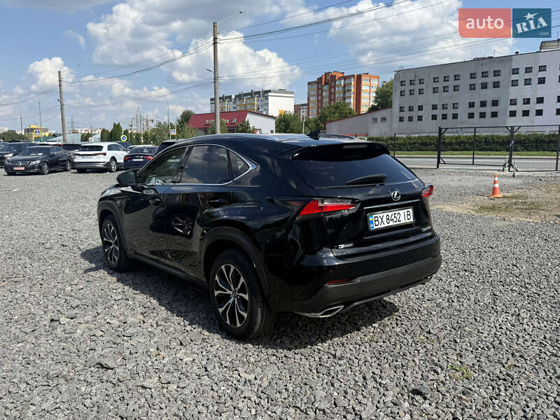 Внедорожник / Кроссовер Lexus NX 2015 в Хмельницком