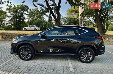 Внедорожник / Кроссовер Lexus NX 2023 в 
