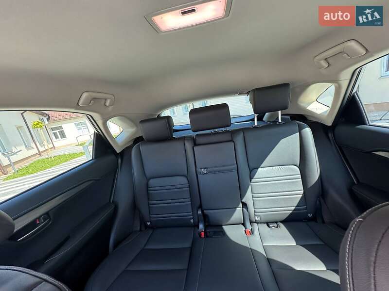 Внедорожник / Кроссовер Lexus NX 2016 в Черновцах фото 17 Внедорожник / Кроссовер Lexus NX 2016 в Черновцах