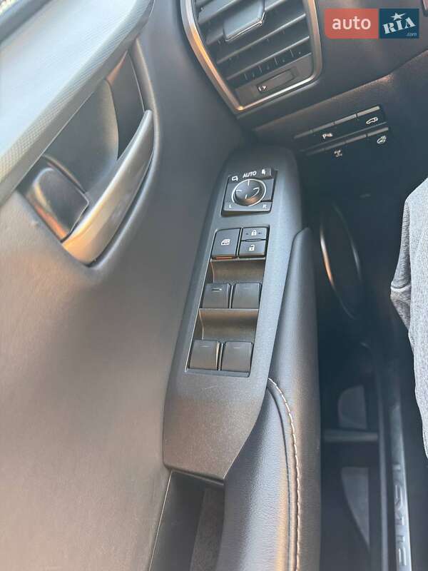 Внедорожник / Кроссовер Lexus NX 2016 в Черновцах фото 20 Внедорожник / Кроссовер Lexus NX 2016 в Черновцах