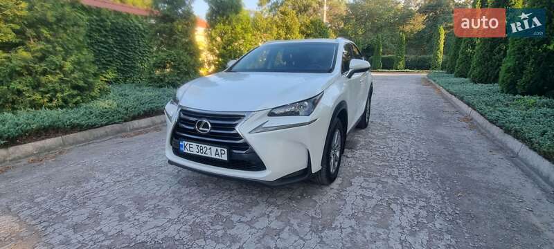 Lexus NX 2015