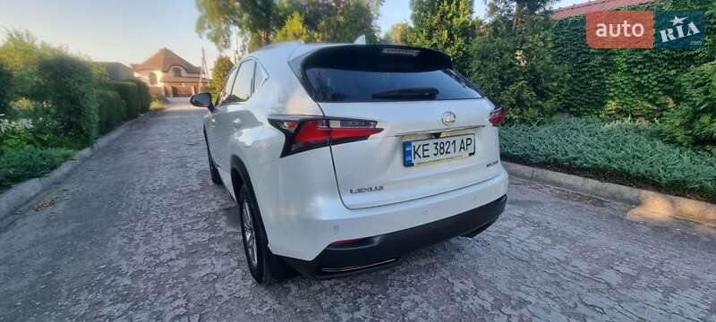 Внедорожник / Кроссовер Lexus NX 2015 в Каменском