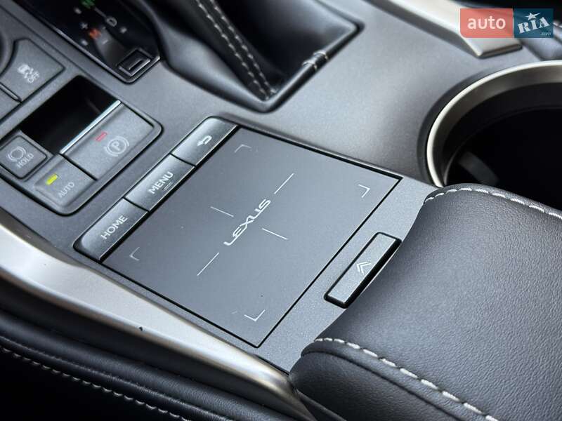 Внедорожник / Кроссовер Lexus NX 2020 в Днепре
