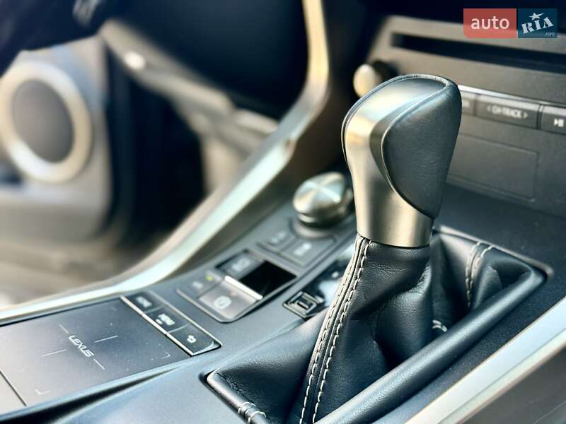 Внедорожник / Кроссовер Lexus NX 2020 в Днепре
