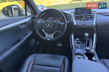 Позашляховик / Кросовер Lexus NX 2015 в 