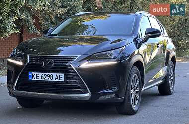 Позашляховик / Кросовер Lexus NX 2019 в 