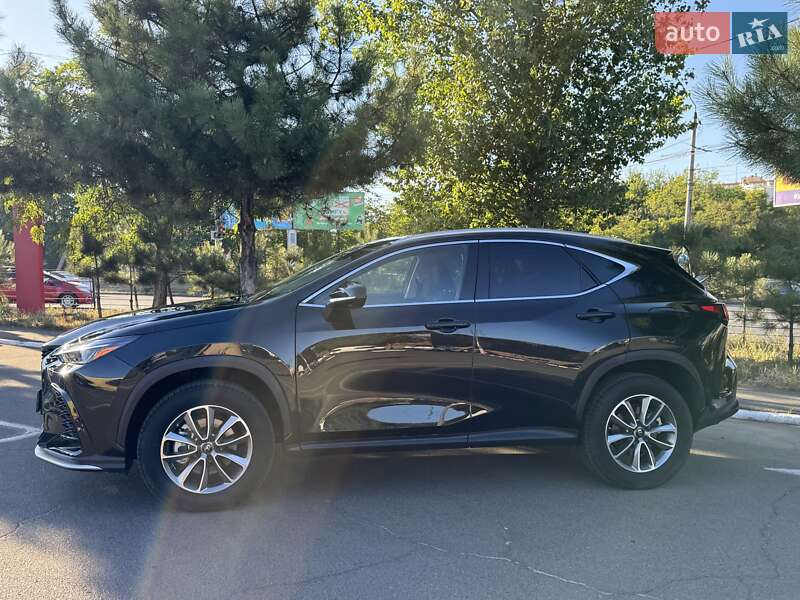 Внедорожник / Кроссовер Lexus NX 2022 в Одессе