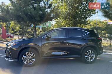 Внедорожник / Кроссовер Lexus NX 2022 в 