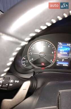 Внедорожник / Кроссовер Lexus NX 2019 в 