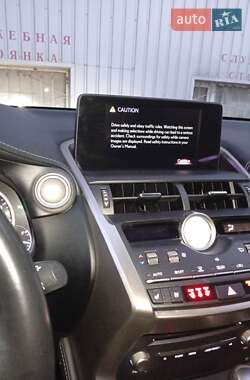 Внедорожник / Кроссовер Lexus NX 2019 в 