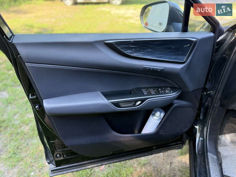 Позашляховик / Кросовер Lexus NX 2023 в Києві