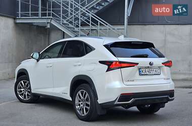 Внедорожник / Кроссовер Lexus NX 2019 в 