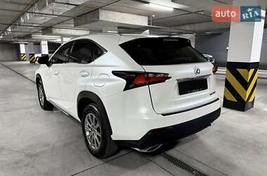 Позашляховик / Кросовер Lexus NX 2015 в 