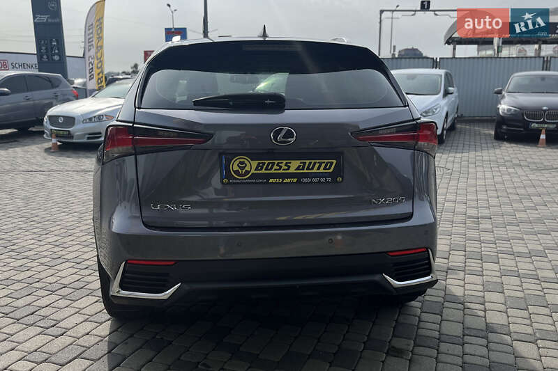 Внедорожник / Кроссовер Lexus NX 2018 в Мукачево