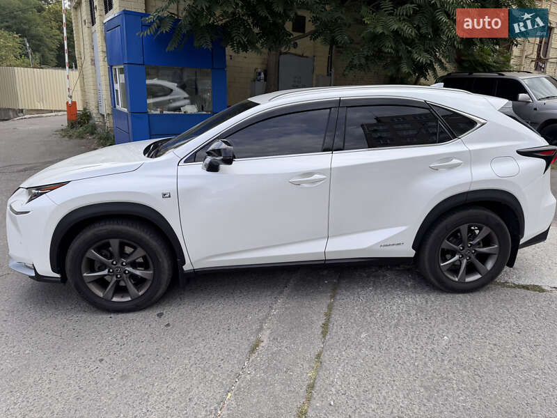 Внедорожник / Кроссовер Lexus NX 2014 в Днепре