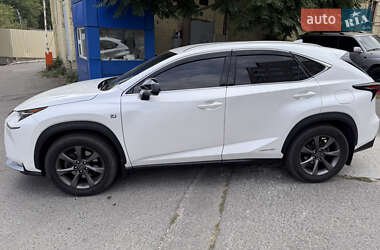 Внедорожник / Кроссовер Lexus NX 2014 в 