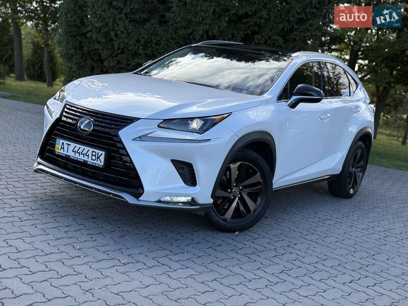 Позашляховик / Кросовер Lexus NX 2020 в Івано-Франківську