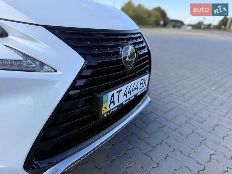 Позашляховик / Кросовер Lexus NX 2020 в Івано-Франківську