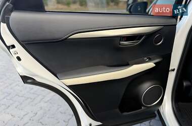 Внедорожник / Кроссовер Lexus NX 2020 в 