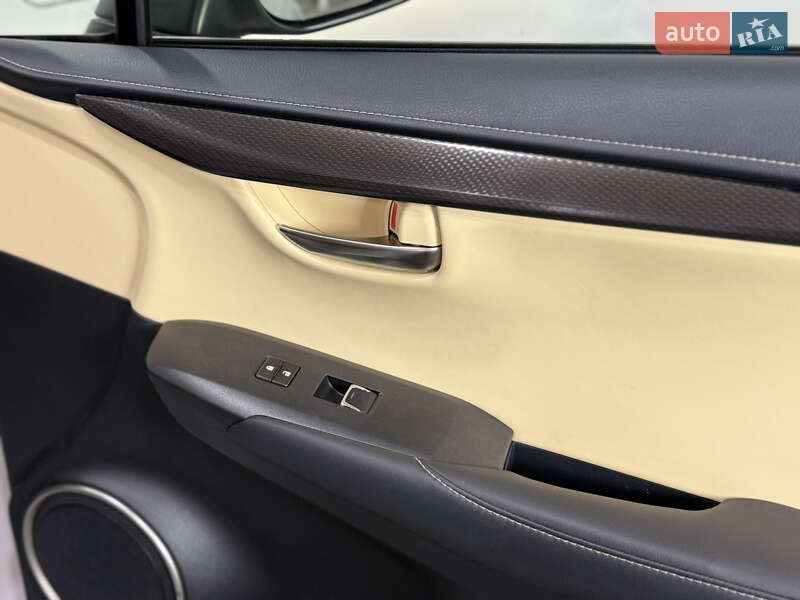 Внедорожник / Кроссовер Lexus NX 2020 в Одессе