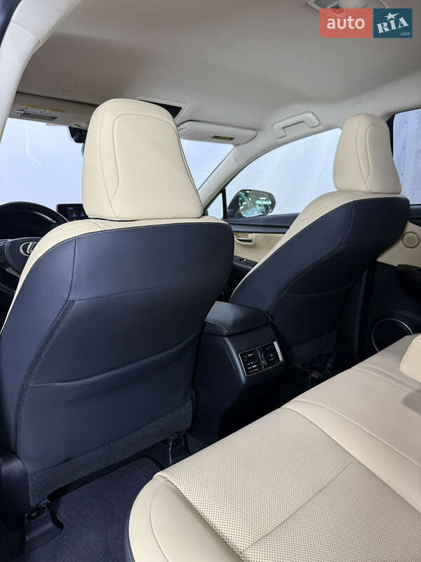 Внедорожник / Кроссовер Lexus NX 2020 в Одессе