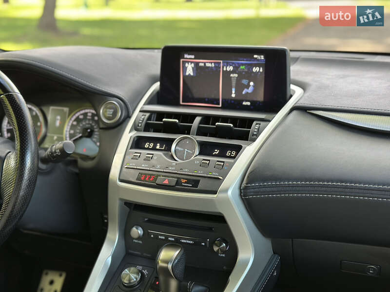 Внедорожник / Кроссовер Lexus NX 2021 в Киеве