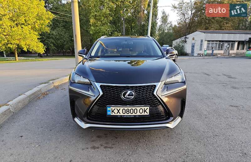 Внедорожник / Кроссовер Lexus NX 2015 в 