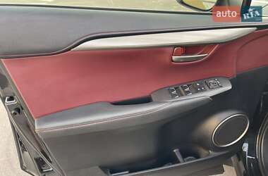 Позашляховик / Кросовер Lexus NX 2021 в 