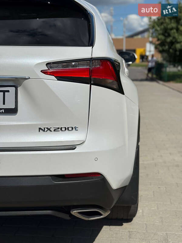 Позашляховик / Кросовер Lexus NX 2015 в Білій Церкві
