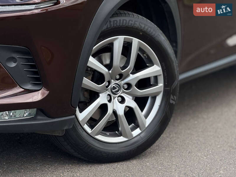 Позашляховик / Кросовер Lexus NX 2017 в Кривому Розі