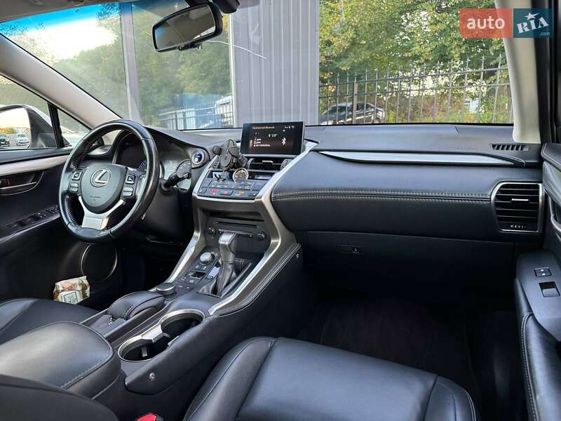 Внедорожник / Кроссовер Lexus NX 2014 в Хмельницком