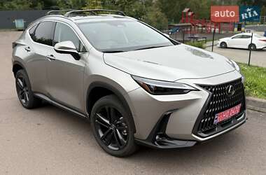 Внедорожник / Кроссовер Lexus NX 2024 в Черновцах