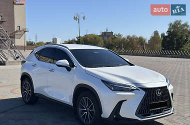 Внедорожник / Кроссовер Lexus NX 2022 в 