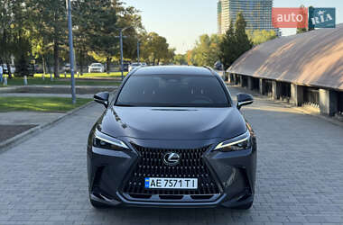 Внедорожник / Кроссовер Lexus NX 2022 в 